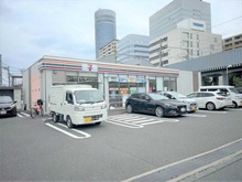 【神奈川県/横浜市港北区新横浜】リシェ新横浜アネックス  セブンイレブン新横浜駅東店（現地より約220m）