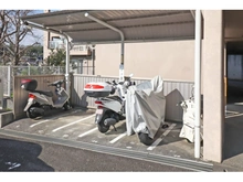 【神奈川県/横浜市緑区三保町】リーベスト中山 A棟 バイク置き場
