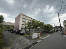 【神奈川県/横浜市港南区野庭町】野庭団地 第16住宅 駐輪場