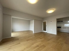 【神奈川県/横浜市港南区野庭町】野庭団地 第16住宅 リビング：（奥）洋室