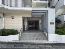 【神奈川県/横浜市金沢区釜利谷東】コスモ金沢文庫ルシード エントランス