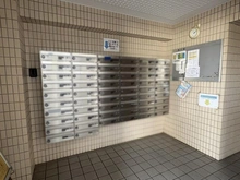 【神奈川県/横浜市金沢区釜利谷東】コスモ金沢文庫ルシード 宅配BOX
