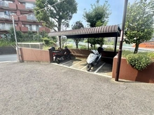 【神奈川県/横浜市金沢区六浦】ライオンズマンション金沢八景 D棟 バイク置き場