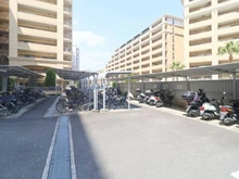 【神奈川県/横浜市金沢区大川】レイディアントシティ横濱 カルティエ11 駐輪場・バイク置き場