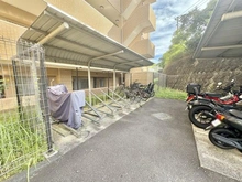【神奈川県/横須賀市野比】チュリスガーデン湘南野比 イースト3番館 駐輪場