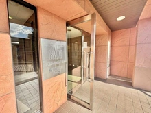 【神奈川県/横須賀市坂本町】プランヴェール横須賀汐入 1号棟 エントランス