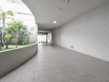【神奈川県/横浜市金沢区富岡東】サングレイス　パセオ・デラルス エントランス