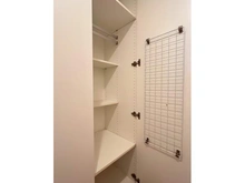 【神奈川県/横浜市港南区大久保】アトラス上大岡ヒルズ 収納：玄関収納