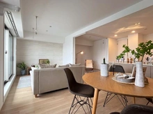 【神奈川県/横浜市港南区大久保】アトラス上大岡ヒルズ リビング