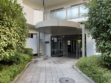 【神奈川県/横浜市金沢区富岡西】ライネスハイム京急富岡 エントランス