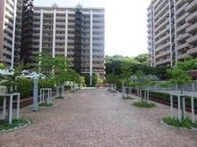 【神奈川県/横浜市金沢区能見台東】ビーコンヒル能見台 ウエストヒルA館 敷地内