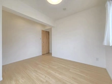 【神奈川県/三浦郡葉山町一色】マイキャッスル葉山 洋室