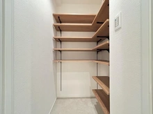 【神奈川県/逗子市新宿】ディアコート逗子海岸 収納：シューズインクローゼット