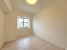 【神奈川県/横浜市港南区大久保】リストレジデンス上大岡ソレイユ 洋室