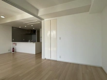 【神奈川県/逗子市小坪】シーサイドコート逗子望洋邸 洋室