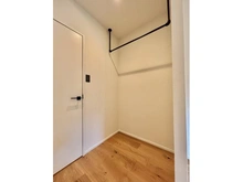 【神奈川県/三浦郡葉山町長柄】ナイスステージ葉山 収納：ウォークインクローゼット