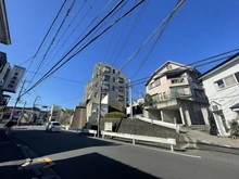 【神奈川県/横浜市港南区大久保】シャルマンコーポ上大岡第2 外観：写真中央