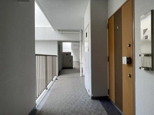 【神奈川県/横浜市金沢区六浦】クオス金沢八景レジデンシャルステージ アプローチ