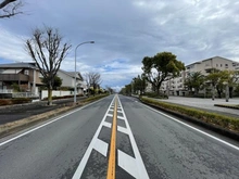 【神奈川県/横浜市金沢区能見台】シティ能見台ふれあいの街 J棟 前面道路