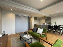 【神奈川県/横須賀市若松町】サンハロー横須賀中央駅前 リビング