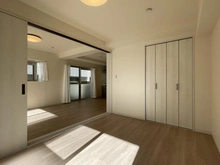 【神奈川県/横浜市港南区最戸】クリオ上大岡ホームズ 洋室：奥：LDK