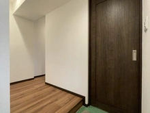 【神奈川県/横浜市港南区笹下】リステージ上大岡 玄関