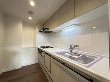 【神奈川県/横浜市金沢区泥亀】パークシティ金沢八景 F棟 キッチン