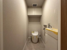 【神奈川県/逗子市小坪】逗子マリーナ厚生用建物 5号棟 トイレ