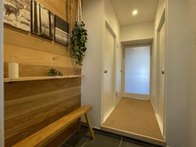 【神奈川県/三浦郡葉山町一色】葉山エコーハイツ 玄関：※家具・調度品は販売価格に含まれておりません