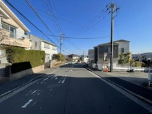 【神奈川県/横浜市金沢区六浦】グランベル湘南八景 前面道路