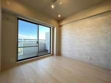 【神奈川県/横浜市金沢区柴町】モアクレストマリンシティ金沢文庫 C棟 洋室