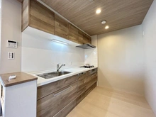 【神奈川県/横浜市金沢区柴町】モアクレストマリンシティ金沢文庫 C棟 キッチン