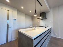 【神奈川県/横浜市金沢区大川】レイディアントシティ横濱 カルティエ1 キッチン