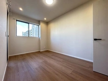 【神奈川県/横浜市金沢区大川】レイディアントシティ横濱 カルティエ1 洋室