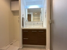 【神奈川県/横浜市港南区野庭町】野庭団地 604-1号棟 洗面室