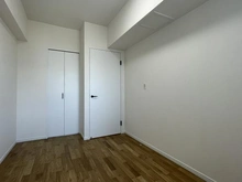 【神奈川県/横浜市金沢区六浦南】コモア六浦 5番館 洋室