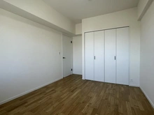 【神奈川県/横浜市金沢区六浦南】コモア六浦 5番館 洋室