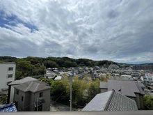 【神奈川県/横須賀市小矢部】ライオンズマンション衣笠公園 眺望：西側バルコニーから