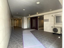 【神奈川県/横浜市金沢区富岡東】リステージ新杉田 アプローチ