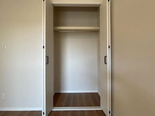【神奈川県/横須賀市坂本町】プランヴェール横須賀汐入 1号棟 収納：約5.5帖