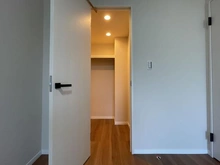 【神奈川県/横須賀市坂本町】プランヴェール横須賀汐入 1号棟 収納：約6.2帖ウォークインクローゼット