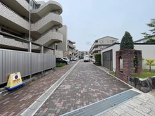 【神奈川県/横浜市金沢区柴町】グランマーレ横浜・八景島 センターコート 敷地内