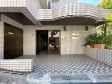 【神奈川県/横浜市金沢区東朝比奈】サニークレスト湘南八景 5 エントランス