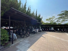 【神奈川県/横浜市金沢区六浦南】エステ・シティ湘南六浦 4号棟 駐輪場