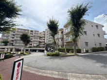 【神奈川県/横浜市港南区東芹が谷】ロイヤルヒルズ上大岡 1号棟 外観