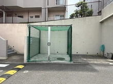 【神奈川県/横浜市港南区東芹が谷】ロイヤルヒルズ上大岡 1号棟 共用施設：ゴミ置き場