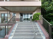 【神奈川県/横浜市磯子区杉田】ダイアパレス杉田第3 エントランス