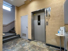 【神奈川県/横浜市磯子区西町】根岸駅前ビル 共用施設：エレベーター