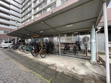 【神奈川県/横浜市磯子区西町】根岸駅前ビル 駐輪場