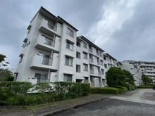 【神奈川県/横浜市金沢区並木】金沢シーサイドタウンなぎさ団地 12号棟 外観
